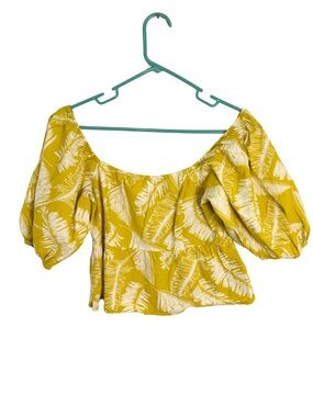 3/$20 Sim & Sam Off-Shoulder Yellow Leaf-Print Puff Sleeve Crop Top Size Large